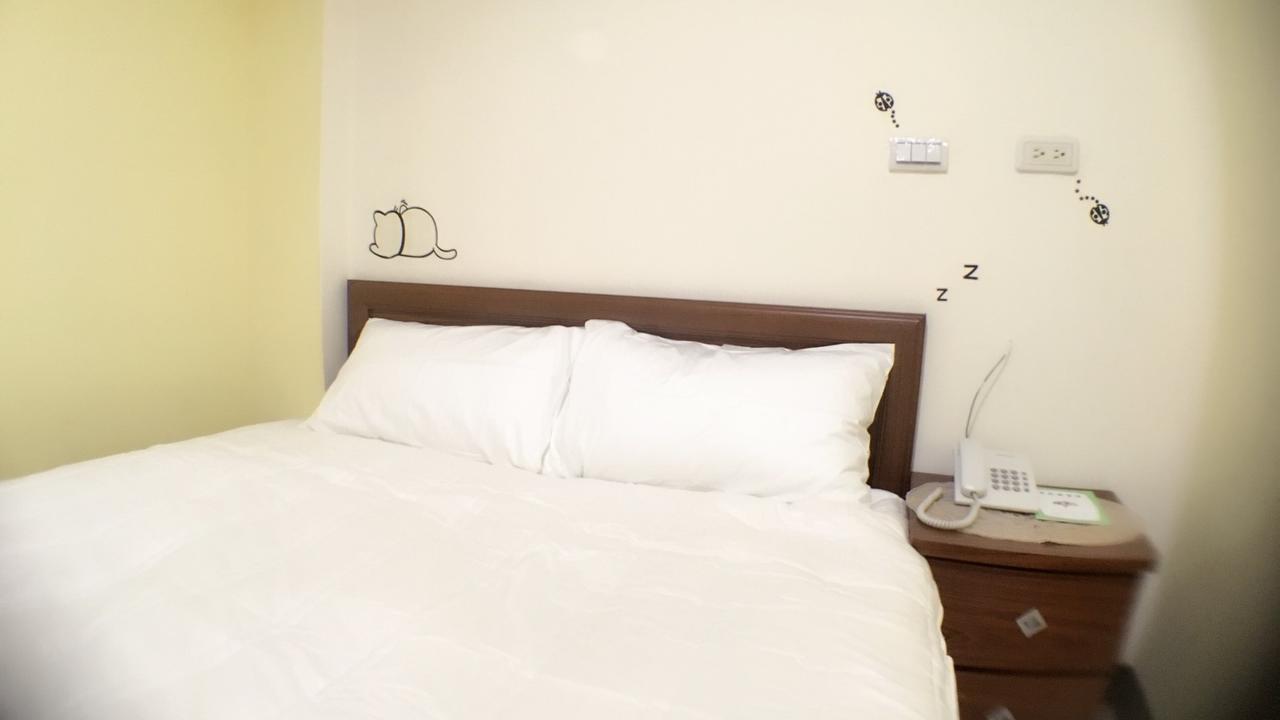 Hfun Hotel Kaohsiung Luaran gambar
