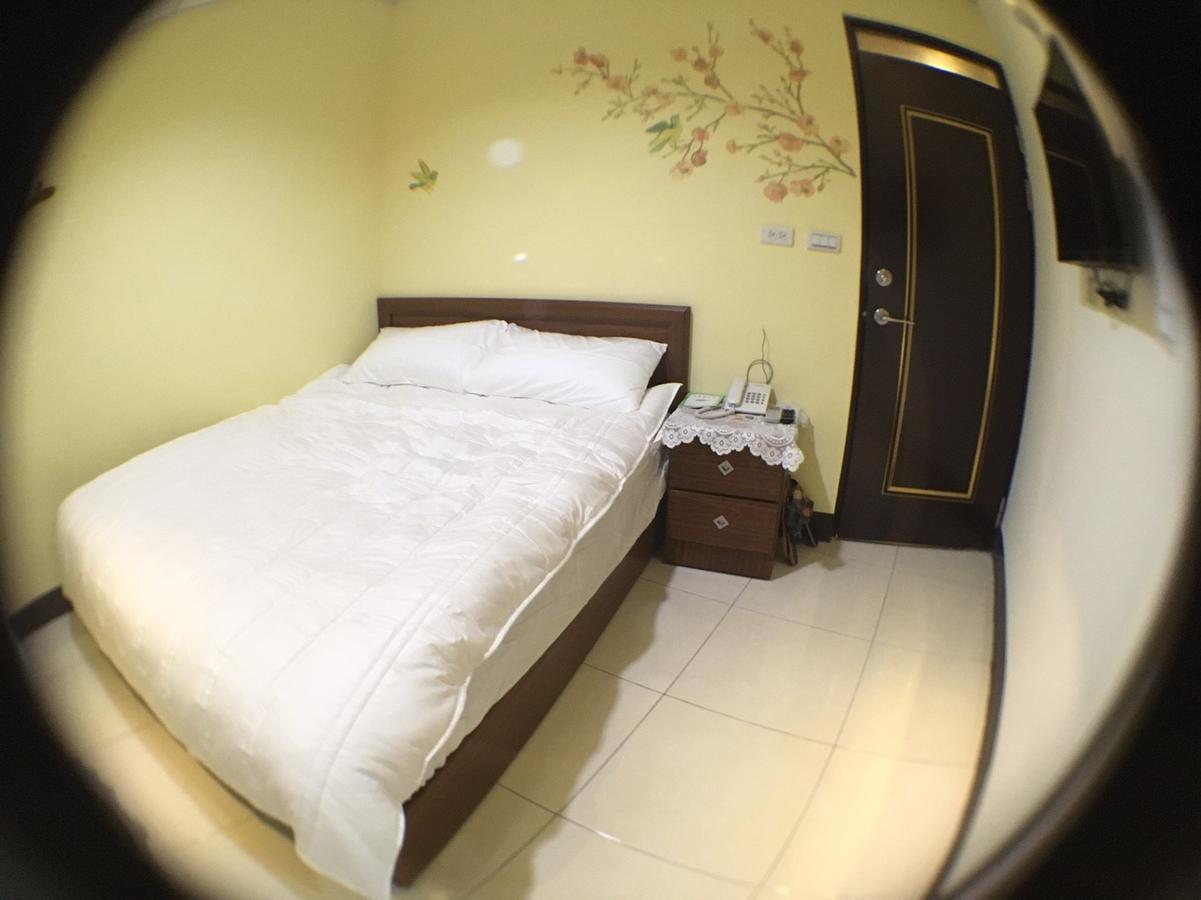 Hfun Hotel Kaohsiung Luaran gambar