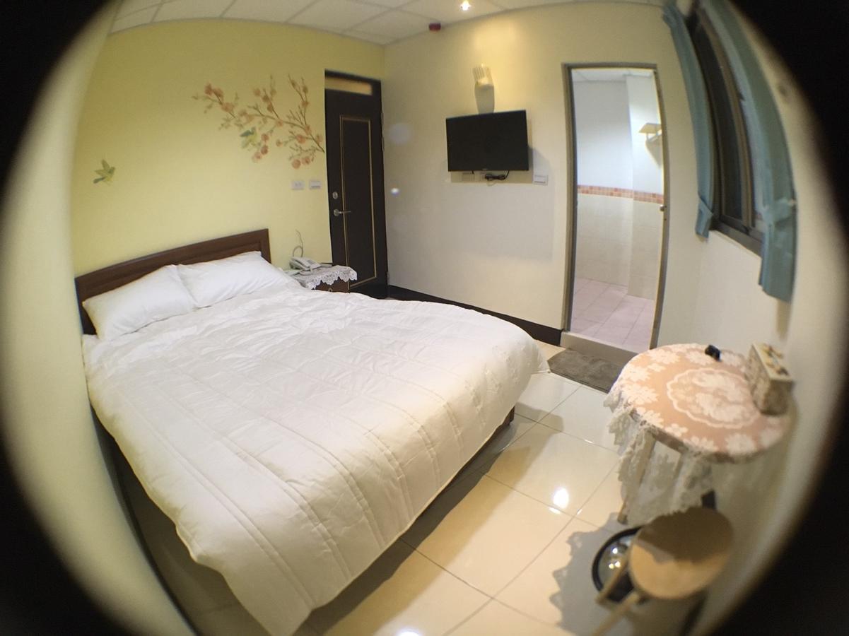 Hfun Hotel Kaohsiung Luaran gambar